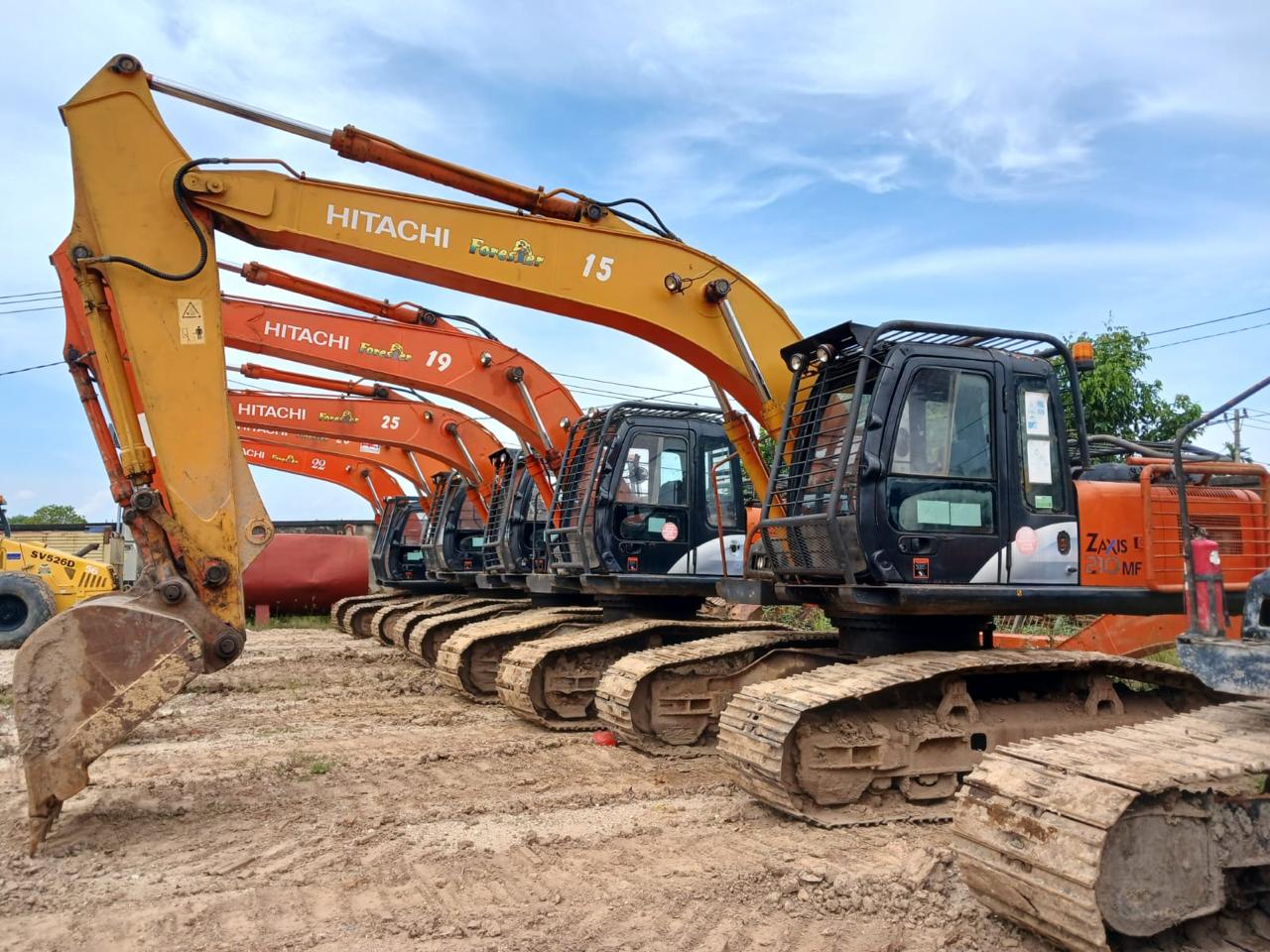Armada Excavator CV. Albara Jaya